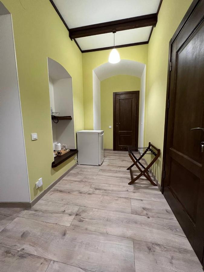 Spadok Hotel Kamianets-Podilskyi Luaran gambar