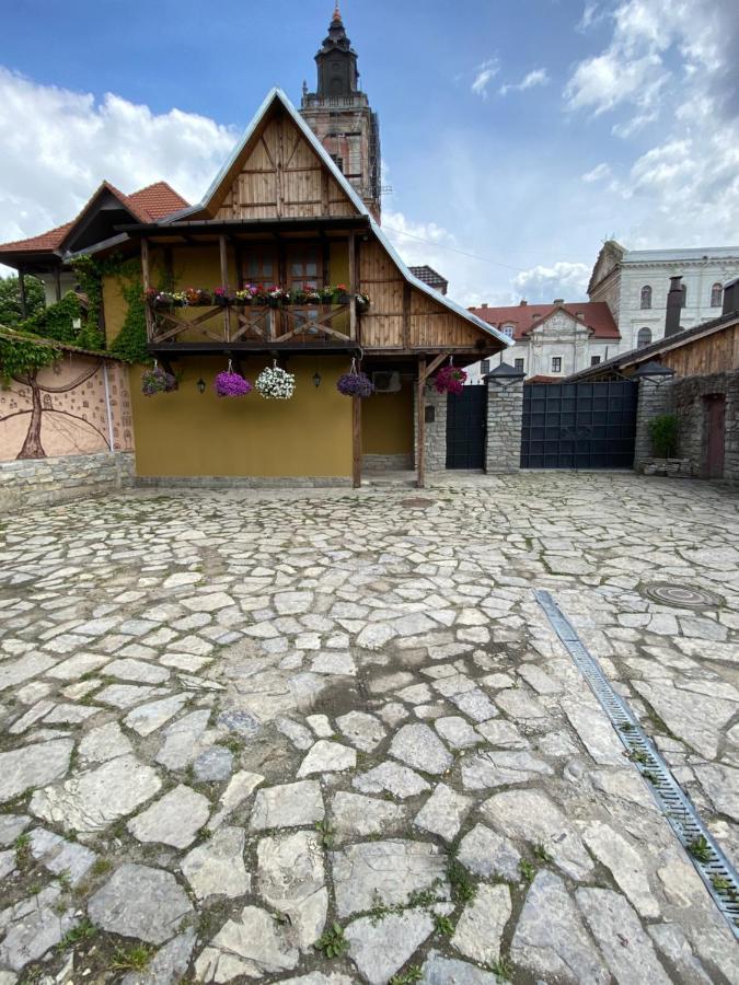 Spadok Hotel Kamianets-Podilskyi Luaran gambar